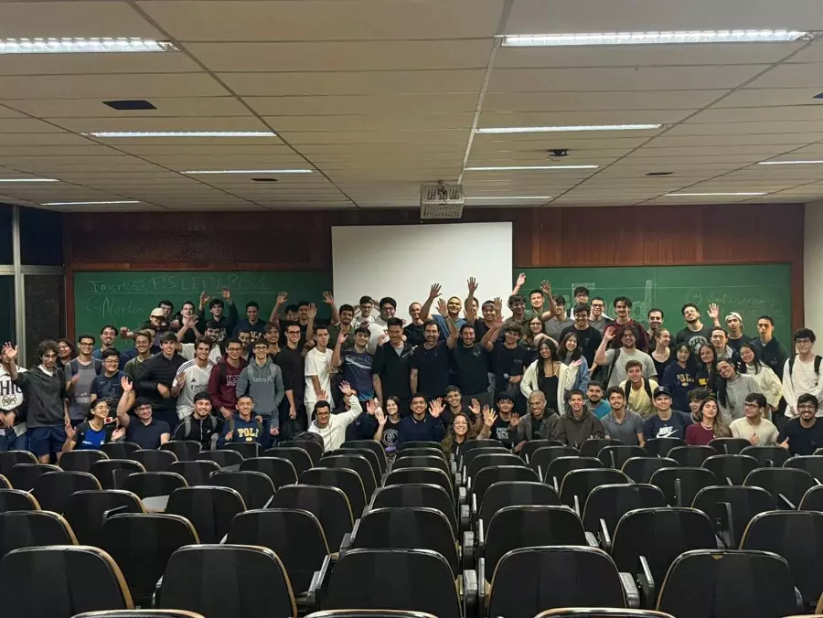 Plateia lotada em uma edição do Founders Talk na Poli-USP